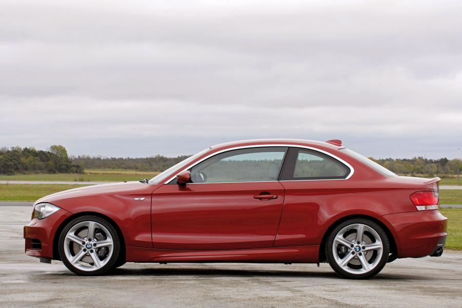  BMW 135i Coupe (E82) 2008 года  (фото 4 из 34)